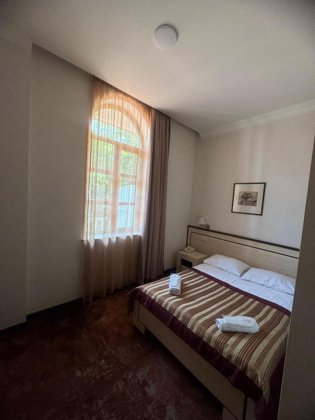Hotel Beka Palace Tbilisi Exteriör bild