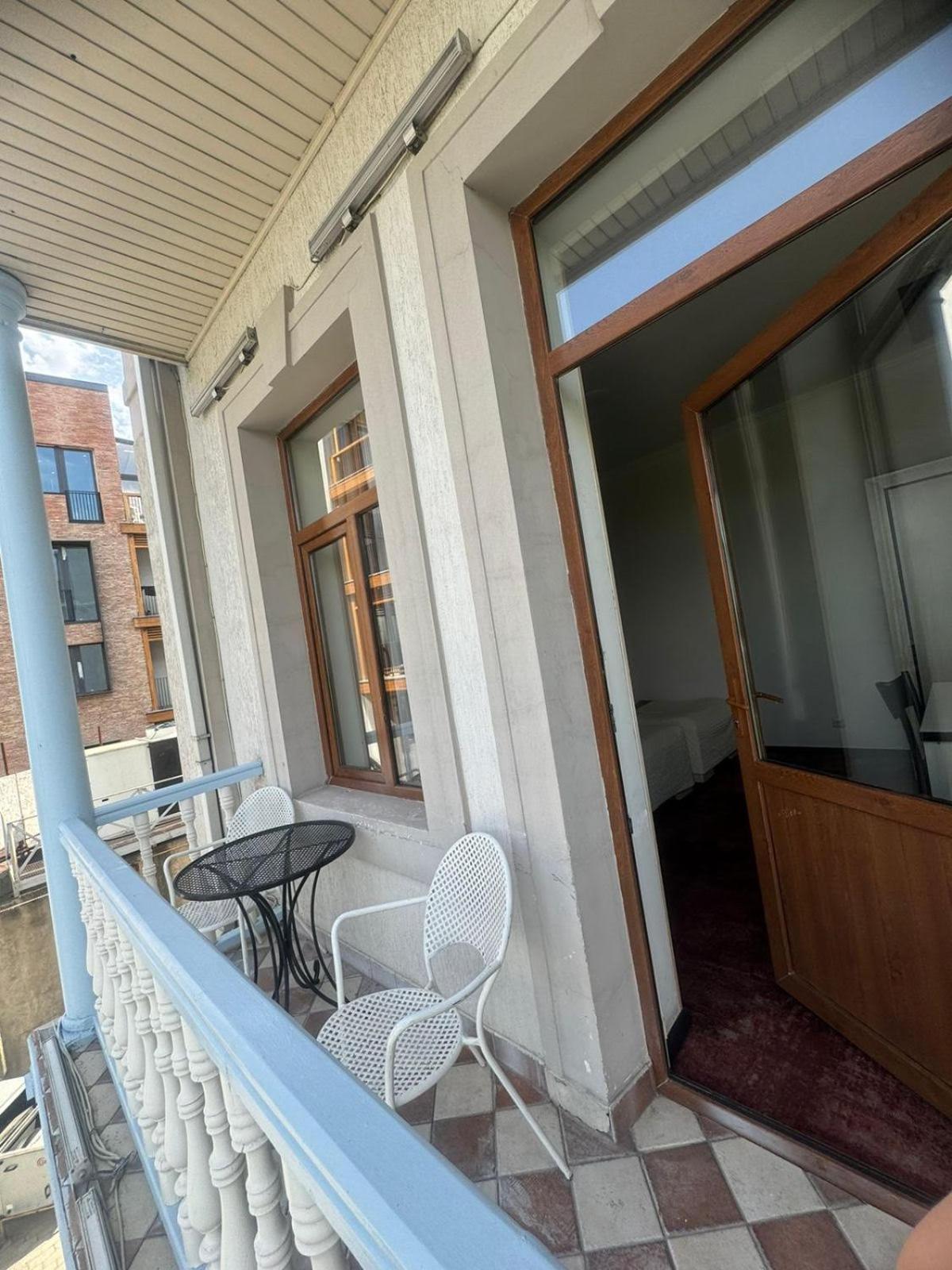 Hotel Beka Palace Tbilisi Exteriör bild